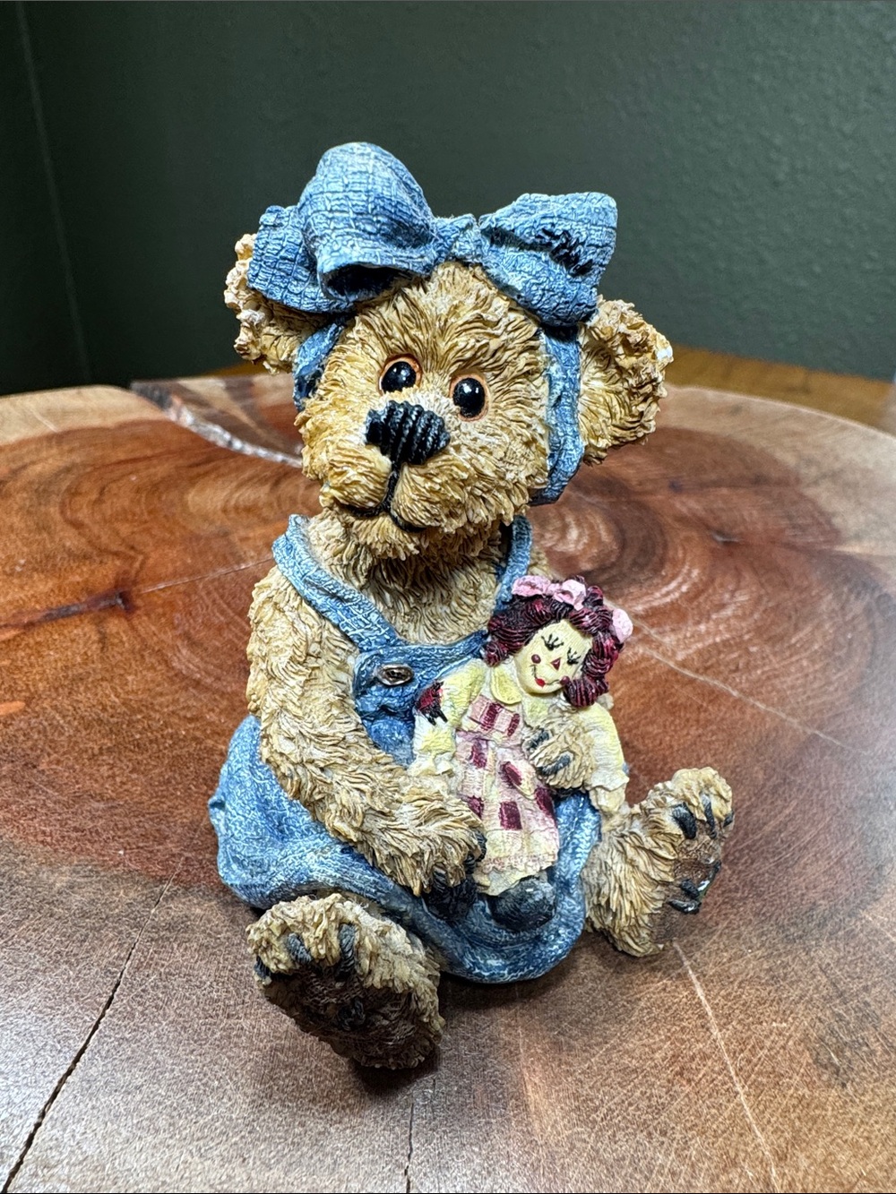 BOYDS BEAR & FRIENDS SALLY QUIGNAPPLE WITH ANNIE COLLECTIBLE